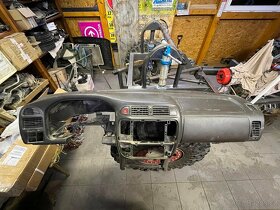 Diely Nissan Patrol Y61 2,8 - 12
