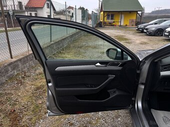 Volkswagen Passat Variant 2020, 140kw, 2.0TDI, Elegance, TOP - 12