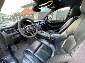 Porsche Macan Turbo 3.6 BENZIN 294KW NOVÁ STK / TAŽNÝ - 12