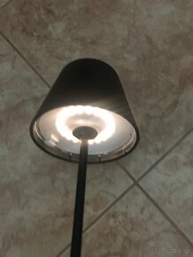 LED stmívatelná akumulátorová stolní lampa - 12