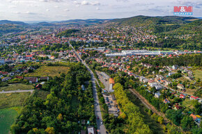 Prodej pozemku k bydlení, 1258 m², Beroun, ul. Na Veselou - 12