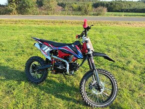 Pitbike Shark 125cc 17/14 E-start červená - 12