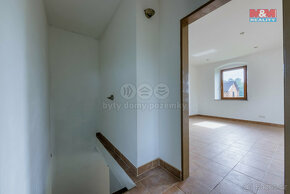 Prodej rodinného domu, 304 m², Hluboký, Ostrov - 12