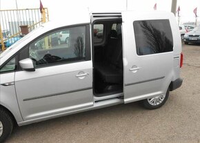 Volkswagen Caddy 2,0 TDI 75 kW Serviska DPH nafta manuál - 12