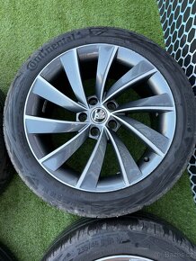 Škoda Superb 3 - 235/45 R18 ORIGINÁLNÍ SADA - 12