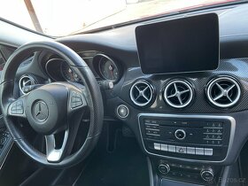 Mercedes-Benz GLA 200 - 12