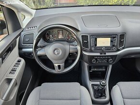 VW Sharan 2.0 TDI 103kW,7.Míst,Tažné,Navi,Serviska,Panorama, - 12