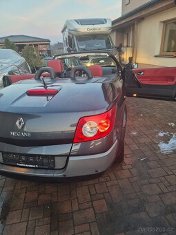 Renault megane cabrio 1.6i - 12