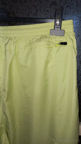 kalhoty, tepláky světle zelené, velikost XL - 12