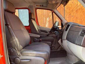 VOLKSWAGEN CRAFTER DOKA 2,0 TDi 6 míst - 12