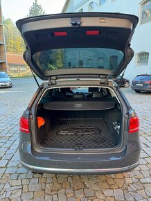 Volkswagen Passat B7 2.0 TDI - 12