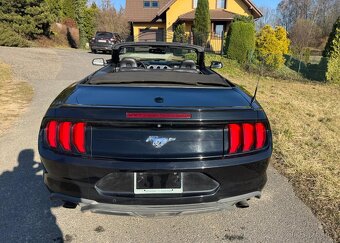 Ford Mustang Convertible 2.3 Eco Boost - 12