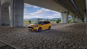 Ford Focus ST kombi mk3 - 12