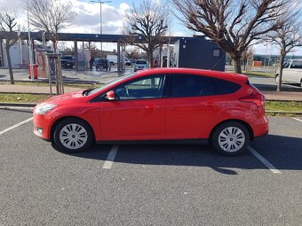 Ford Focus 1.5 TDCi 88 kW, 2016, červená, 100 tis. km - 12