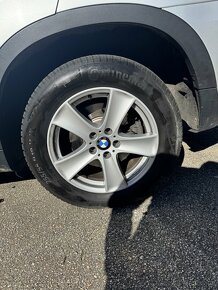 Pronájem BMW X5 4.8 261 kW - 12