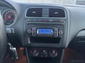 Vw Polo 1.4i 63kw/ plná serviska/ zimní + letní kola - 12