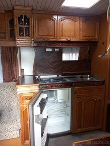 Prodám karavan hobby prestige - 12