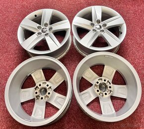 5x100 R16 originál alu Škoda Fabia 3 - Rapid - ET 46 - 12