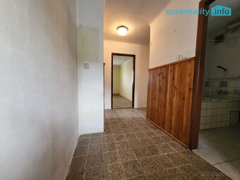 Prodej, byt 3+kk se zahradou 356 m2, Beroun - 12