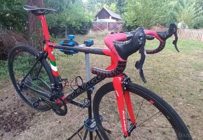 Colnago C64 v barvě italské trikolóry - 12