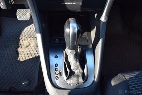 Volkswagen Golf 1,6TDi AUTOMAT PR.SERVIS,TOP STAV - 12