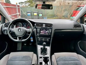 Volkswagen Golf,  1.4 TSI 90KW HIGHLINE Bi-XENON - 12