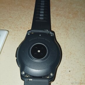 Samsung Galaxy Watch 42mm SM-R810 - 12