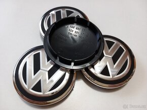 Středové krytky VW 65x56mm strukturované logo - 12