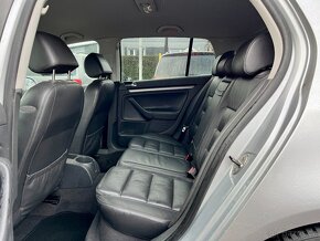 VW Golf 1.6i 75 kW Klima,Výhřevy,Kůže,Servis,Stav - 12