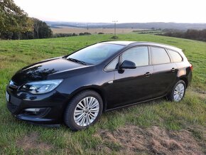 Opel Astra J 1.6 CDTI 100 KW sports tourer kombi - 12