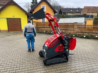 MINI NAKLADAČ SKID STEER LOADER Model EG 360 NOVÝ - 12