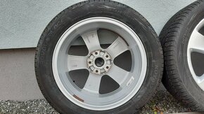 Alu kola vw Passat 5x112 r17 originá zimní pneu - 12