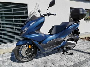 Honda Pcx 125-modrá,odpočet dph - 12