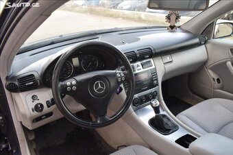 Mercedes-Benz Třídy C 1.8 C 200 KOMPRESOR KUPÉ/2005/ - 12