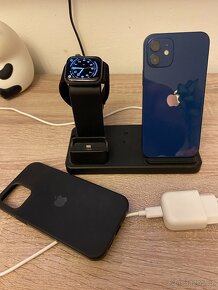 iPhone 12 64GB + Apple Watch 4. 44mm - 12