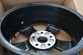 Nové orig. alu disky Škoda Karoq,Seat Ateca 6JxR16, 5x112. - 12