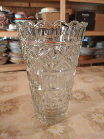vázy z liatinového skla a krištálové - 12
