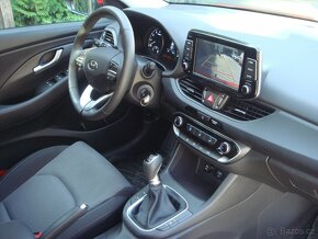 Hyundai i30 1.5i 80kw 2023 1500km nové v ČR - 12