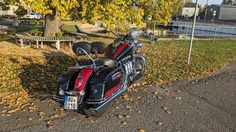 TRIUMPH Rocket III Touring - 12