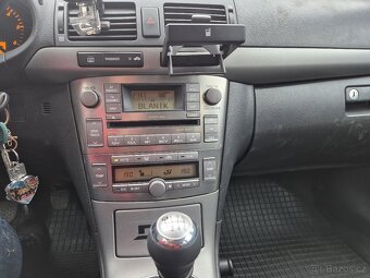 Toyota Avensis T25 -  2,0 D4D - 12