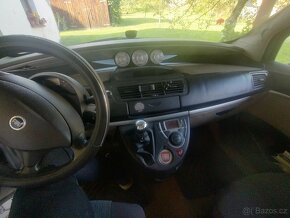 Fiat Ulysse 2,2 JTD 2006 rezervováno - 12