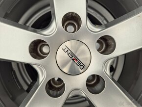 Zimní sada alu disků 5x112 Škoda VW Seat 205/60 R16 - 12