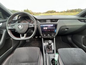 Prodám Škoda Octavia III RS 180 kW Panorama - 12