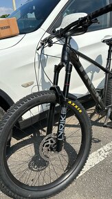 Trek ROSCOE 7 L 27,5" 2021 - 12