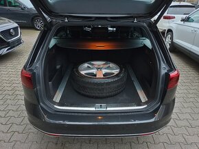 VW Passat B8 2.0Bi-TDI 176kW 4x4 DSG R-Line Matrix Tažné ACC - 12