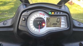 Suzuki V-Strom 650 - 12