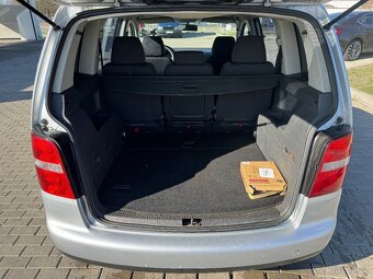 VW Touran 2,0TDi 103kW - 12