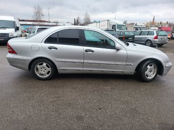 Mercedes Benz C 203, 220 CDI,103kw, nová STK. - 12