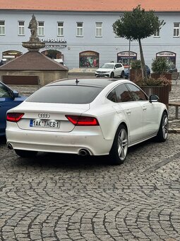 Audi a7 3.0tdi 180kw - 12