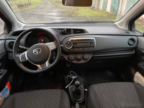 Toyota Yaris 1,3i benzin 2013 - 12